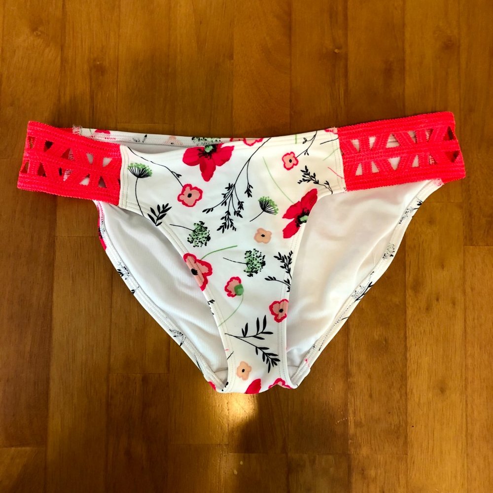 White and pink floral aerie bikini swim bottoms
